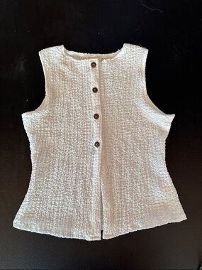See You Monday Cream Textured Button-Back Sleeveless Top